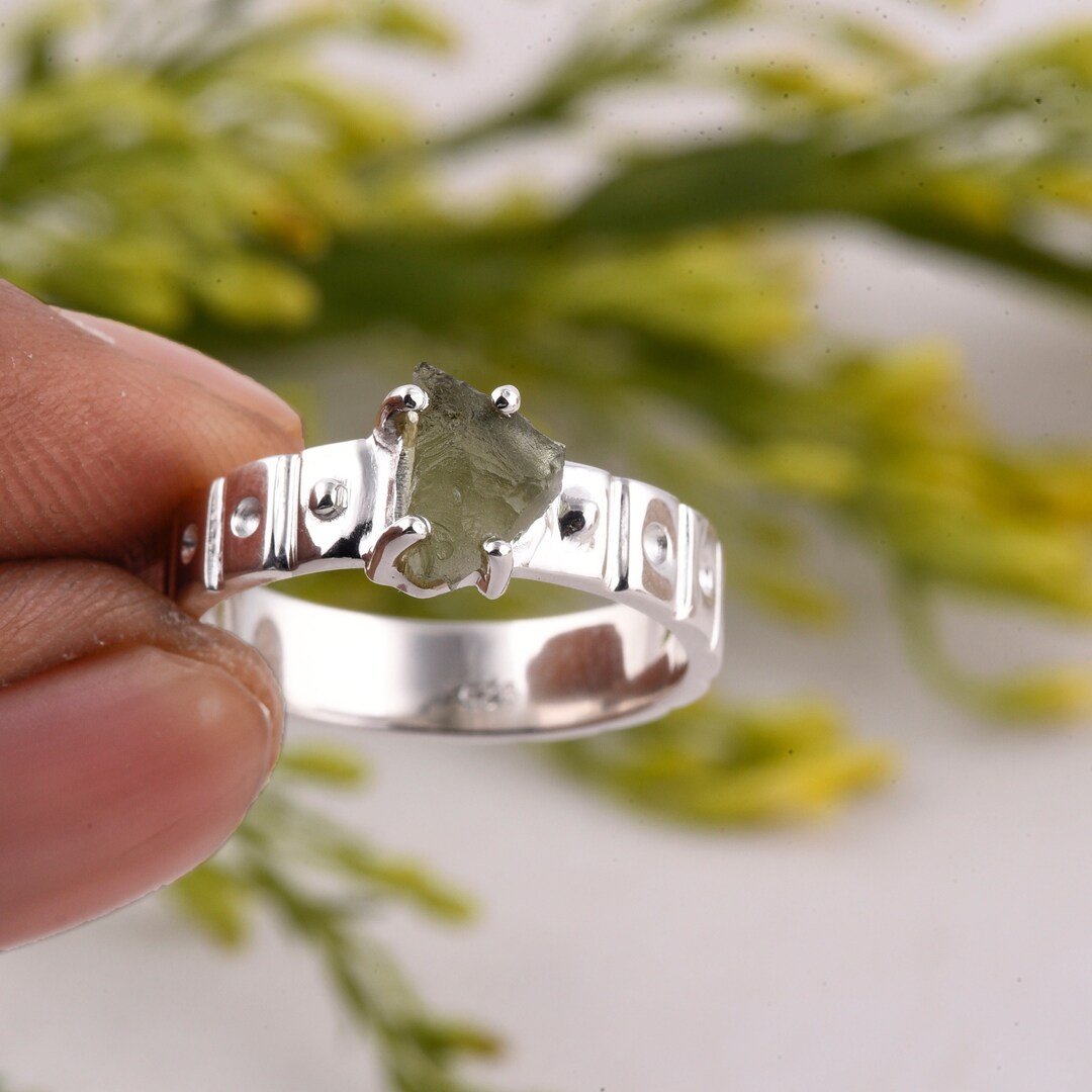 Moldavite Ring Texture Ring Designer Band Ring Texture Etsy
