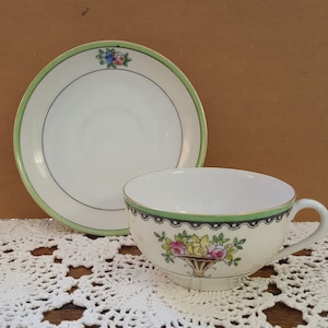 Noritake Green Floral Cup and Saucer - 1920&#39;s - Five Sets Available