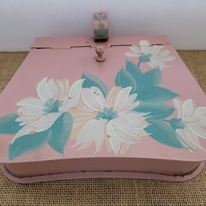 Tole Painted Pink Metal Silent Butler/Crumb Pan