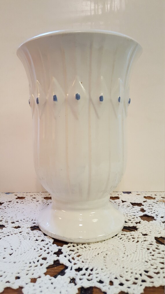 McCoy Early American Vase White with Blue Dots il 570xN iw46