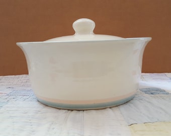 Pfaltzgraff "Pink Aura" -  Two Quart Casserole with Cover