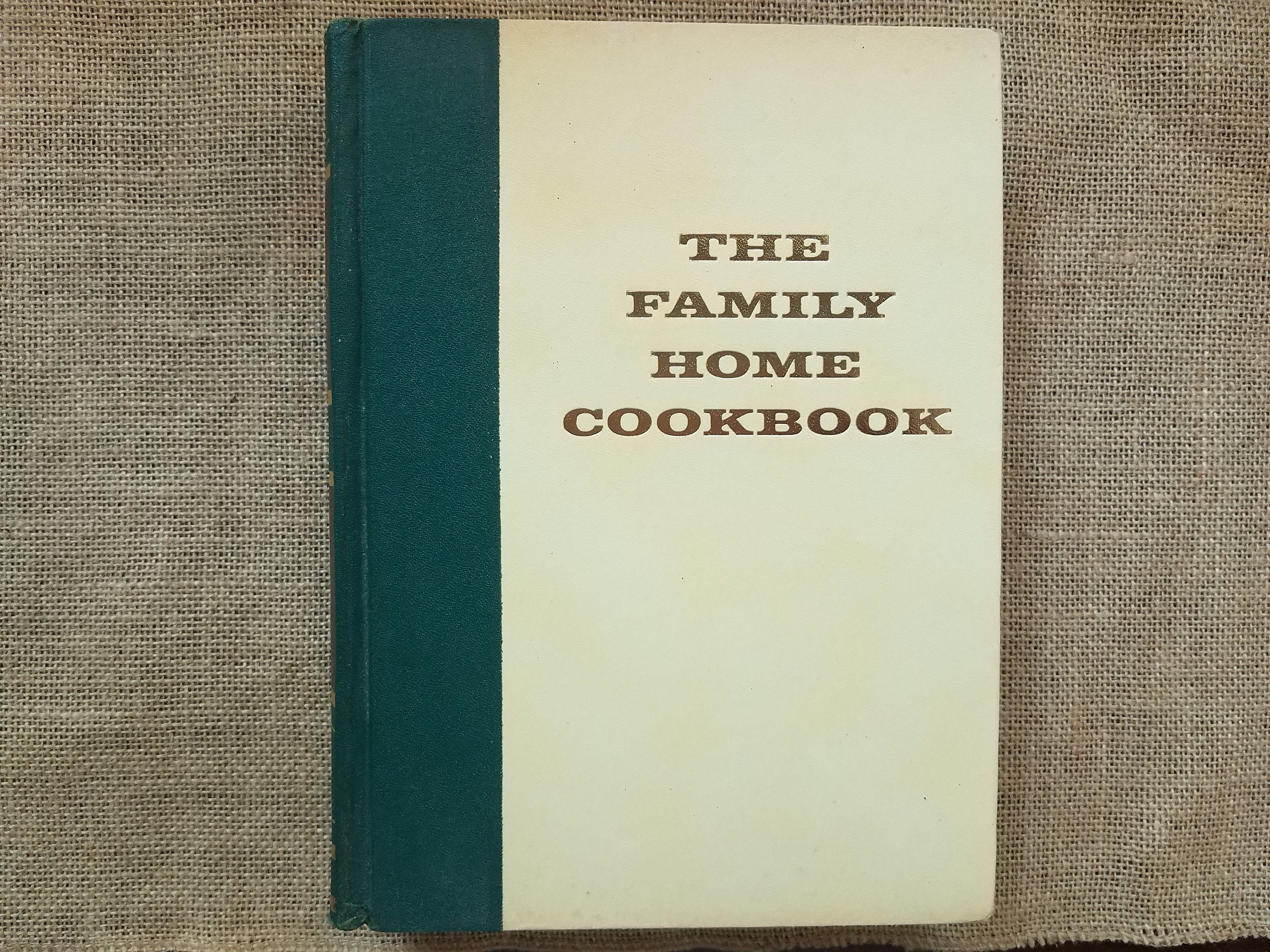 Make Your Own Family Cookbook - Morris Press Cookbooks