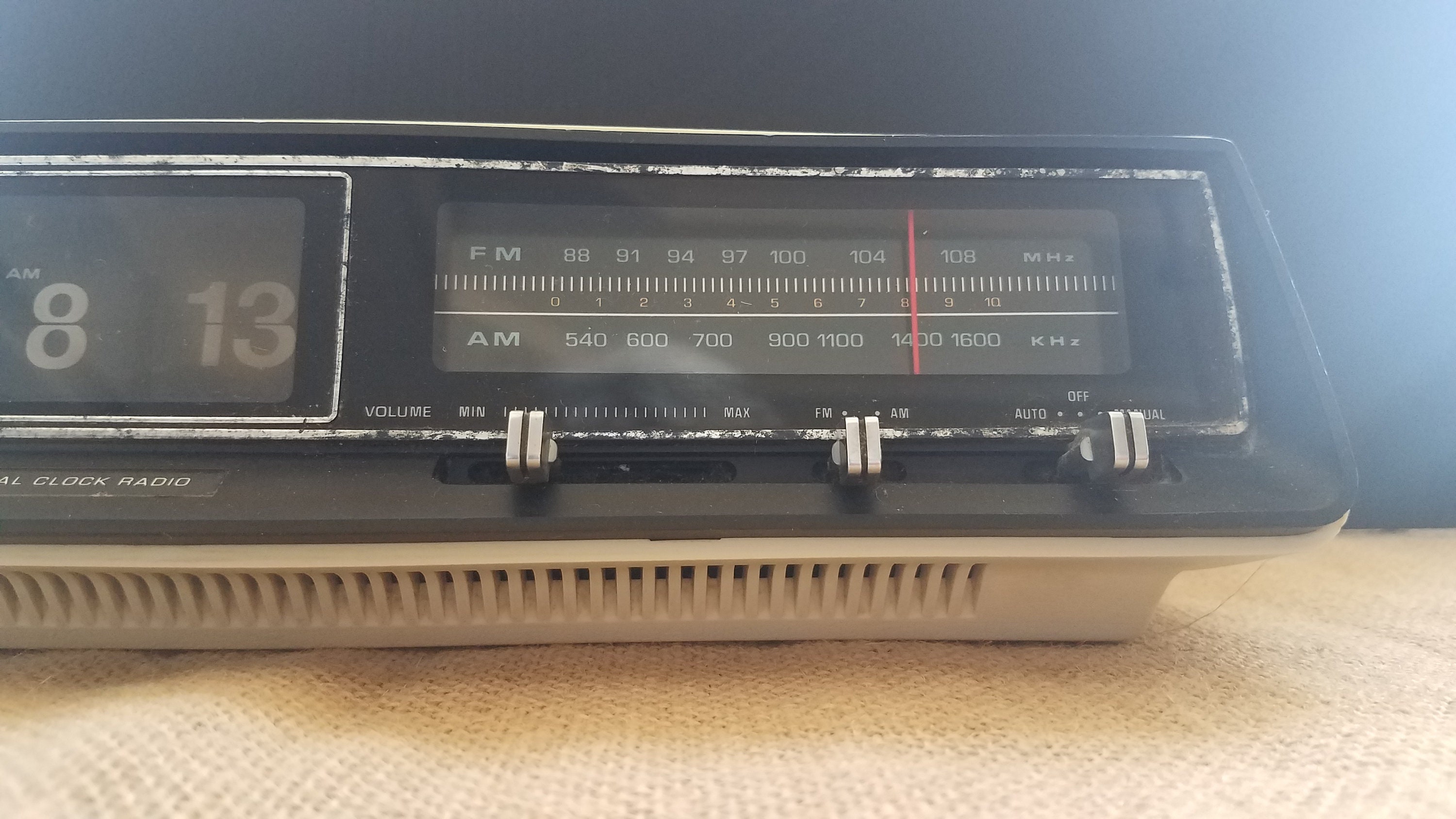 Magnavox Digital Flip Clock Radio Model 1R1778 for Repair or Etsy