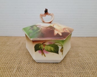 Striegau Silesia Small Covered Dish
