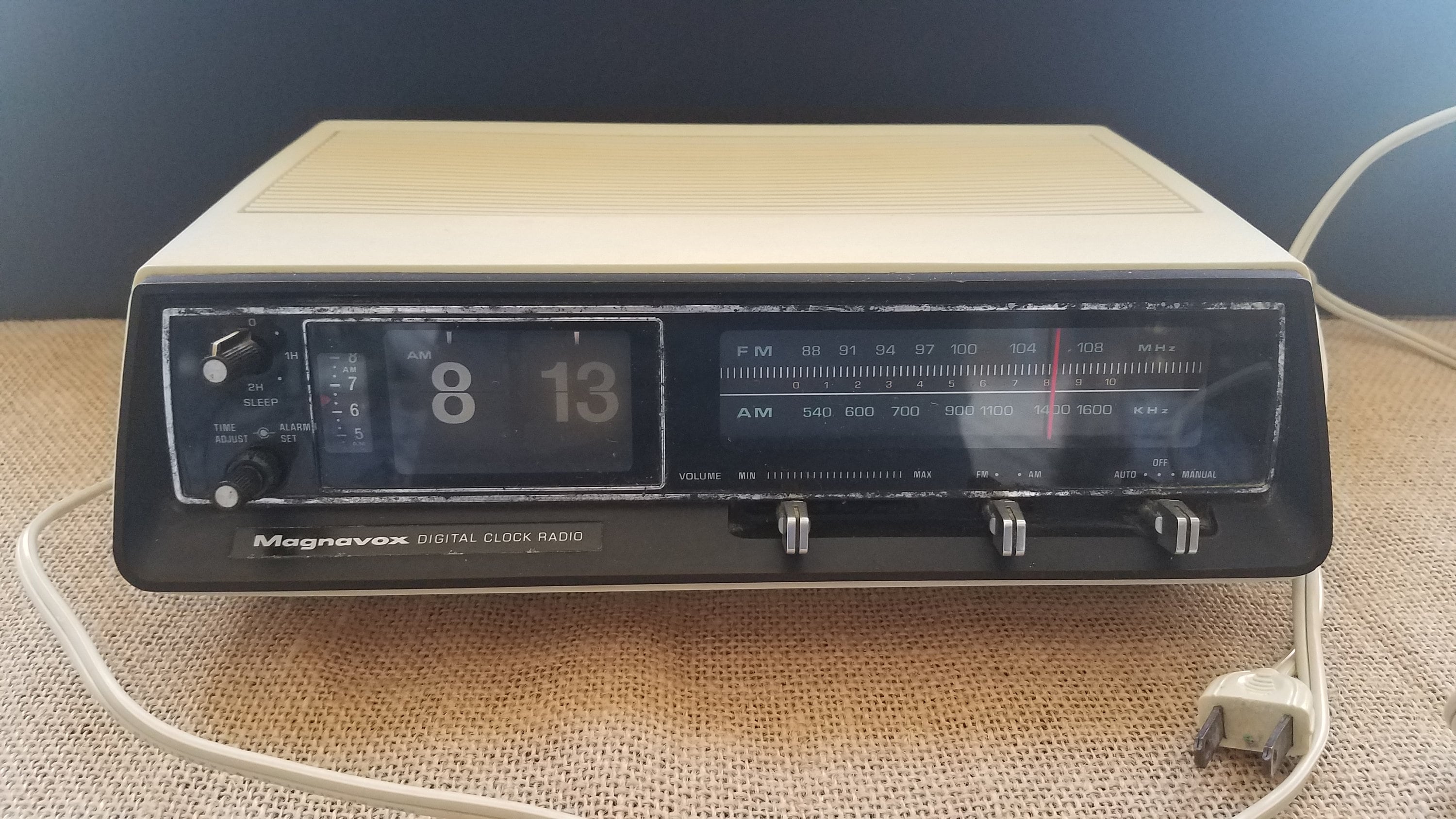 Magnavox Digital Flip Clock Radio Model 1R1778 for Repair or Etsy