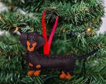Custom Dachshund/Sausage Dog Christmas decoration | Personalised felt dog ornament | Gift for dog owner | Dog portrait | Weiner dog