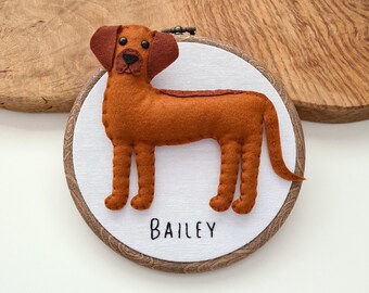 Custom Rhodesian Ridgeback hoop decoration | Personalised felt dog ornament | Custom gift for dog owner/lover | Dog portrait | Replica |