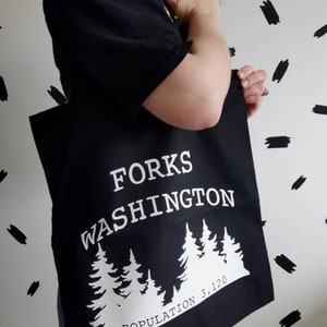 twilight sage new moon canvas bag inspired , forks Washington tote bag , population bag image 4