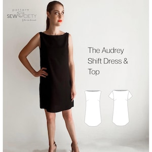 以下が含まれることがあります： ボートネックの黒いノースリーブのシフトドレス。画像には「Pattern Sew Ciety」および「The Audrey Shift Dress & Top」というテキストが含まれており、ドレスと半袖トップスのバージョンを示す2つの白い線画イラストが添えられています。