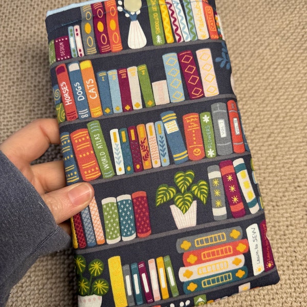 Book shelf kindle sleeve\E-reader case\Kindle cover\Tech accessories\Reading protector\Bookish gift\Library\Kindle pouch\Book worm\TBR