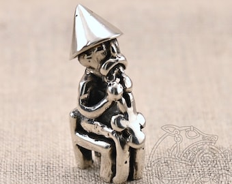 Eyrarland Thor Statue Replica: Norse Viking Pendant