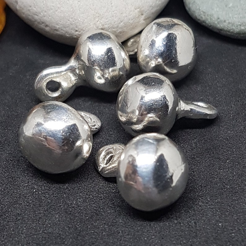Sweden -plain Silver-plated set of 5 BUTTONS replica from Birka Bjorko no pattern