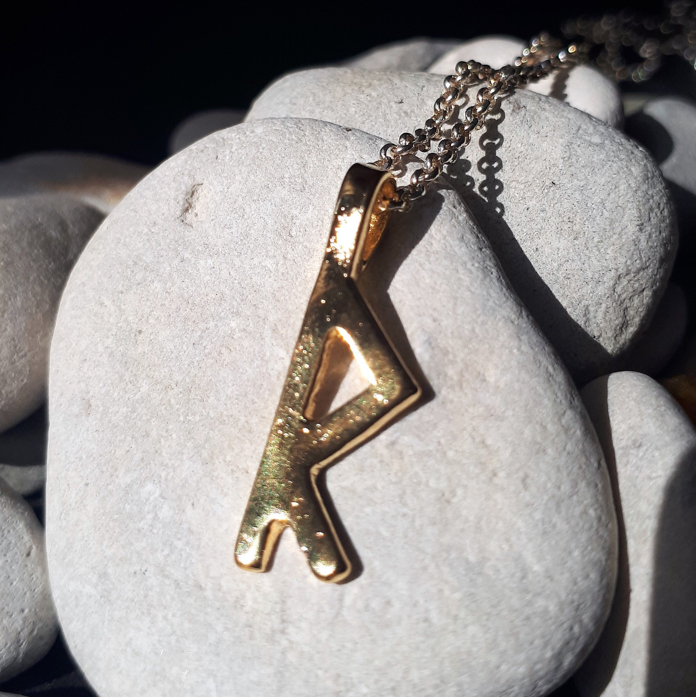 Rune Raidho Gold Pendant Norse Elder Futhark