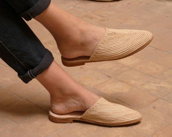 flat clog shoes