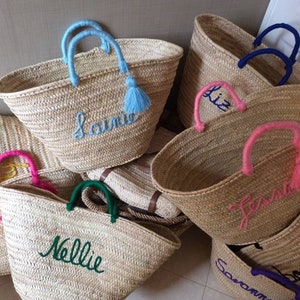 KOSTENLOSE QUASTE jeder Strohtasche Stroh Strandtasche, Weihnachtsgeschenk Monogramm Taschen, Brautjungfer Geschenk Sommertasche, französische Korbtasche, Strohtaschen x