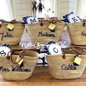 Straw bags with shoulder leather straps. 
Customize your bag with words or phrases