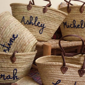 KOSTENLOSER VERSAND Strandtasche personalisierte Brauttaschen, kundenspezifische Strohtaschen, kundenspezifische Strandtasche, monogrammed Strohtasche, Strandstrohbeutel, Weihnachtsgeschenk