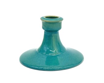 Candelabro de cerámica esmaltada color turquesa con base ancha, candelabro escultural, decoración vintage.