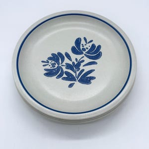 Set Of 2 Vintage Yorktown 7&quot; Blue Floral Stoneware Salad Plates