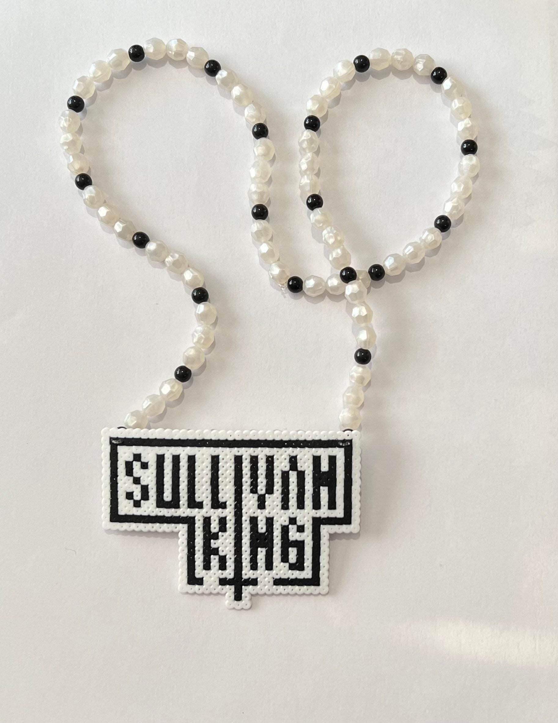 Sullivan King Mini Perler Necklace picture