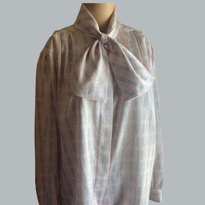 Vintage 80’s Pink & Blue Striped Tie-Neck/Pussybow Ladies Blouse Size 16