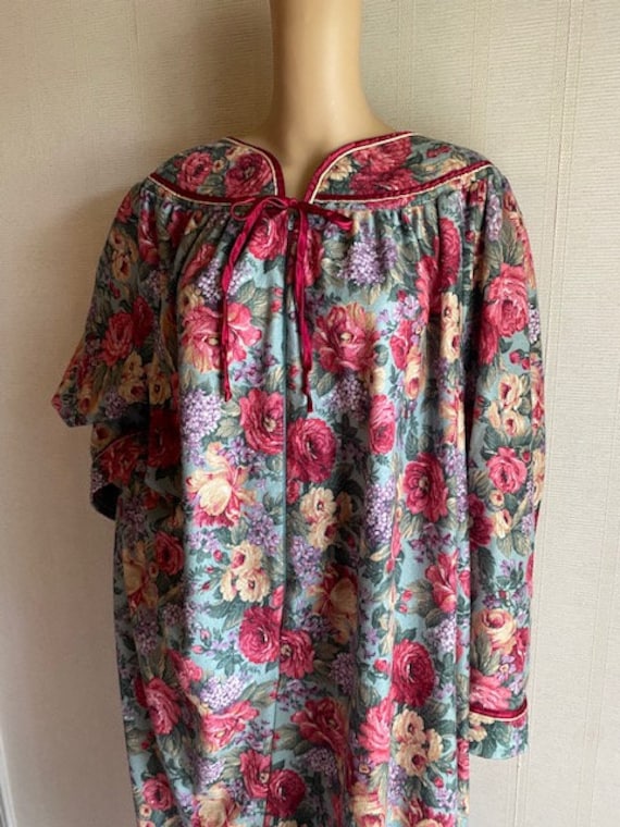 VTG Intimate Options Woman House Dress 3X