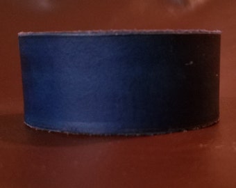 Navy blue leather bracelet