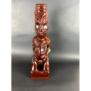 Statua in legno di Maori Tiki, dio Maori VTG, intagliata a mano, con occhi di conchiglia Paua, etichetta della Nuova Zelanda