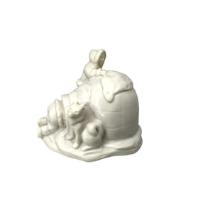 Vintage Pearlite Inuit Eskimo Canada Children Dog Igloo Soapstone Carving