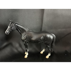 Retired Breyer Black Thoroughbred Horse Figure Toy Horse Collectible