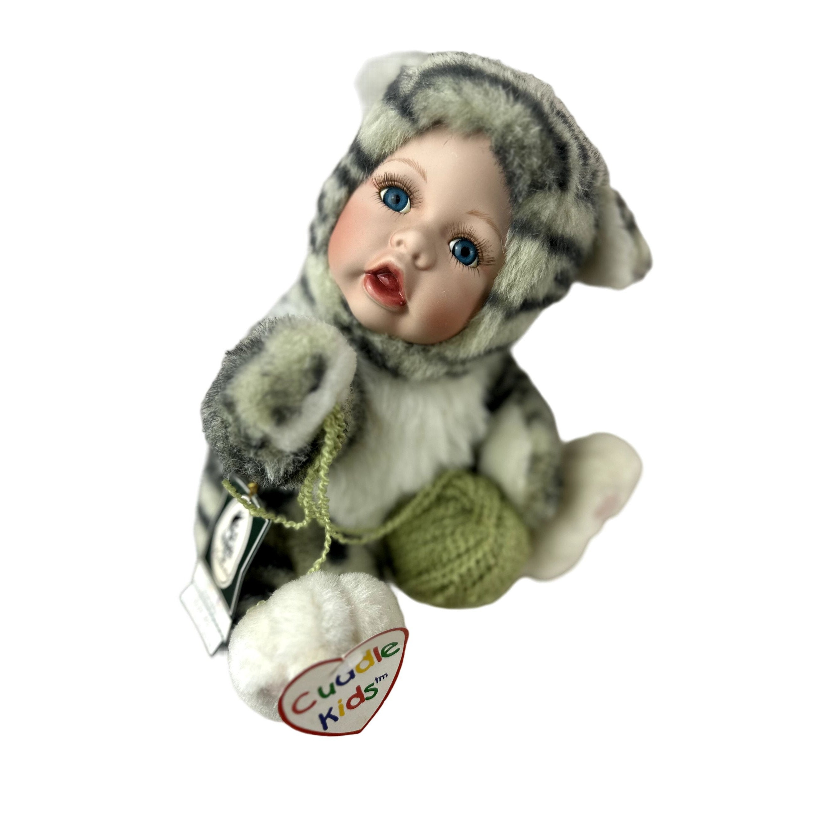 Cuddle Kids Geppeddo Doll Kristi Kitty Porcelain Face Plush Cat