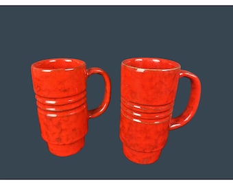 VTG Retro rote Glasur Design Ganngraveren made in Norwegen 2 Keramik Kaffeetassen