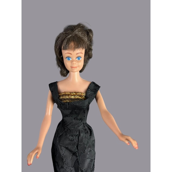 barbie vintage black dress Vtg 1962 Midge Doll Blue Eyes Sheath Dark Brown Hair Friend Size:13M ($+10)