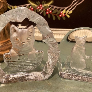 2 Nybro Sweden Art Glass Cat Figurines/Paperweights