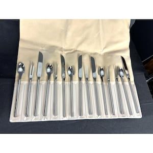 Mikimoto International 15-piece Stainless Steel Cutlery Set Roll