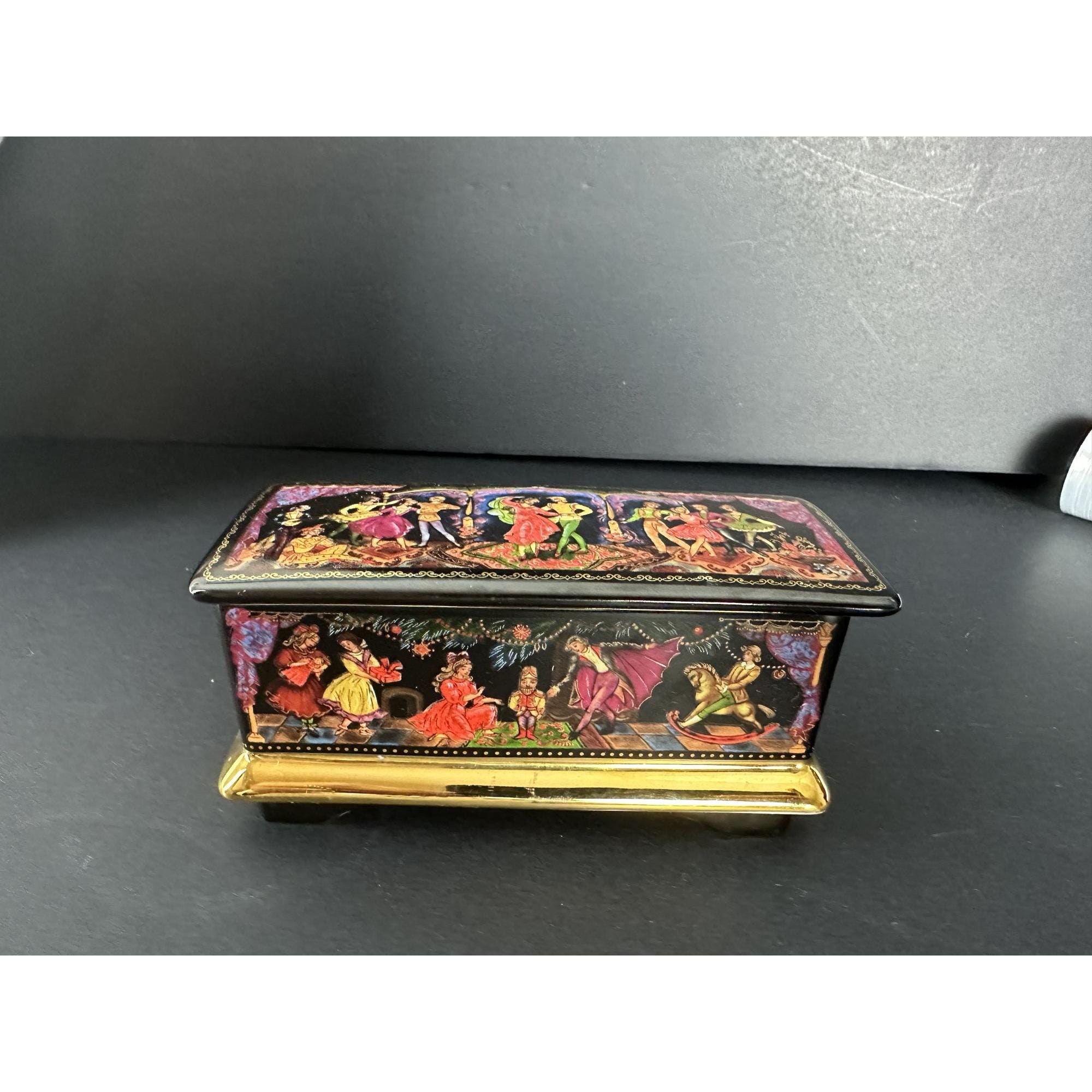 Hand-painted Ardleigh Elliott & Sons Porcelain Trinket/music Box