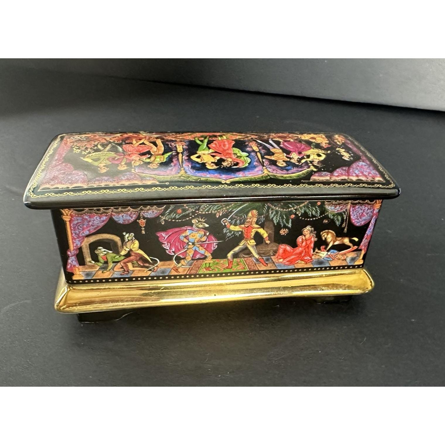 Hand-painted Ardleigh Elliott & Sons Porcelain Trinket/music Box
