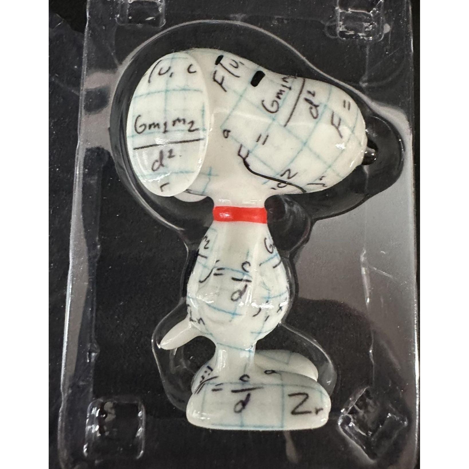 スヌーピー像 vintage ピーナッツ製 グレー 約15cm スヌーピー像