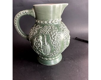 VTG 花瓶水差し 歴史的な70年代のグリーンモンクワイン水差し 3D