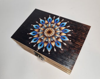 Blue mandala wooden keepsake box, hand burnt pyrography wooden keepsake box, unique gift box, hippie boho home decor, blue mandala, artwork