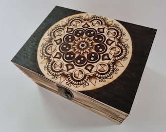 Abstract mandala wooden jewellery keepsake box, geometric mandala trippy gift box, stash box, pine wood, hippie boho home decor, cottagecore