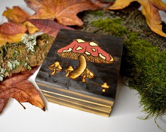 Small red mushroom wooden keepsake trinket ring box, stash box, hippie gift for her, hand burnt, token stocking filler gift, hippie ring box