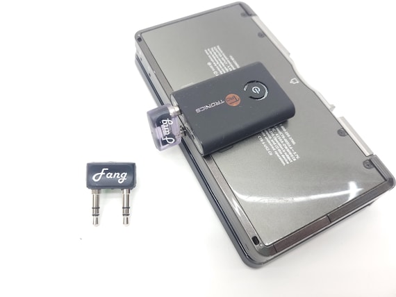 Fang Adapter for Bluetooth Transmitter 3.5mm Audio Male to Male U