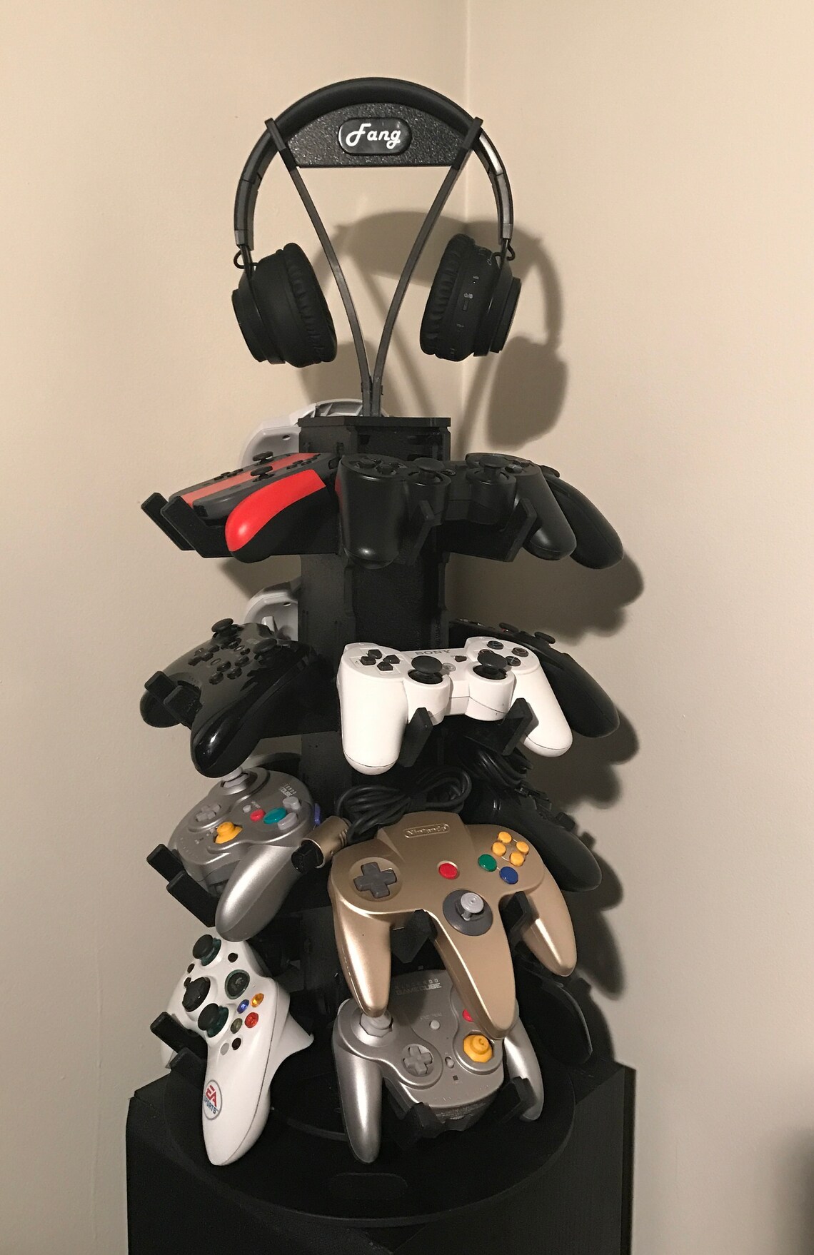 Fang Control Tower Video Game Controller Stand - Etsy