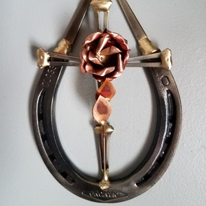 Horseshoe Nail Cross Rose Western Wall Decor