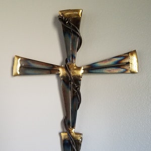 Metal Horseshoe Nail Barbed Wire Western Cross Decor Wall Hanging