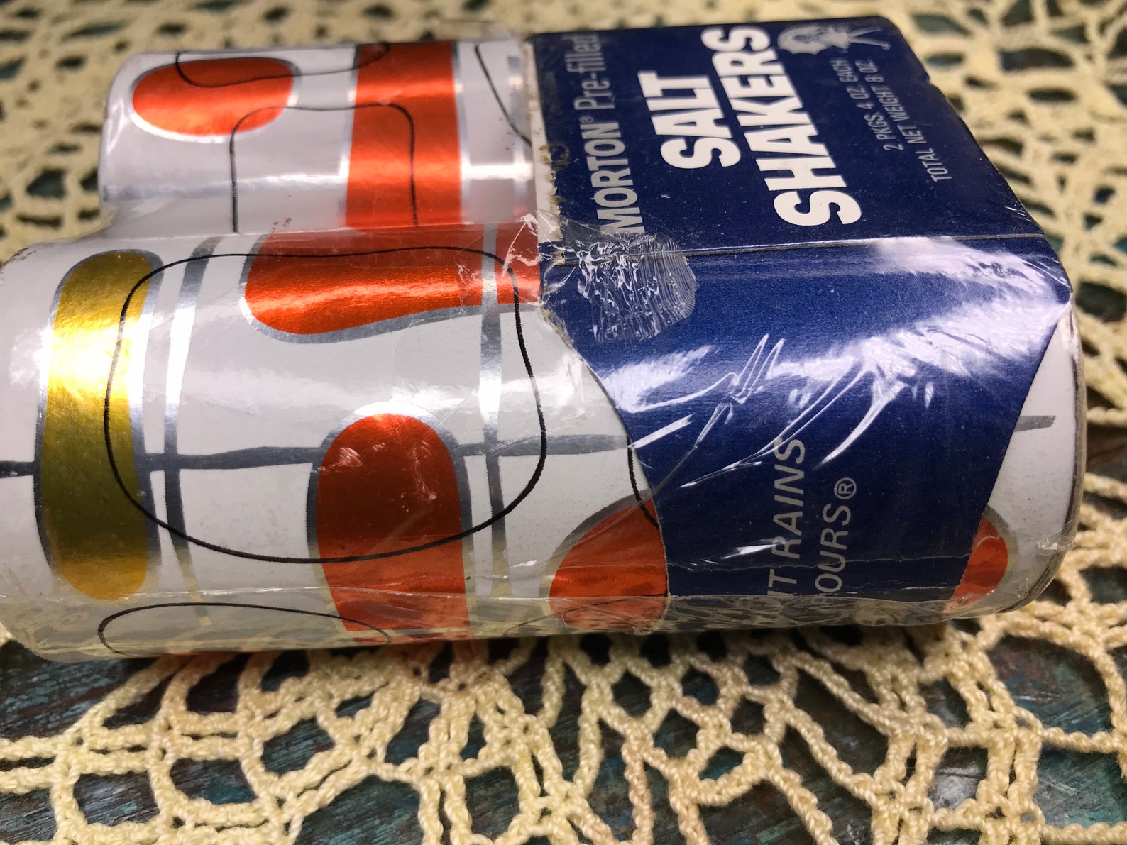 1960s Prefilled Morton Salt Shakers Etsy