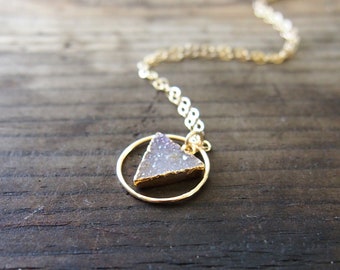 Dreieck Druzy Ewigkeit Gold Halskette, Ewigkeit Karma Halskette, Gold gefüllt Halskette, Rohkristall Halskette, Drusy Halskette, Geschenk für Herz