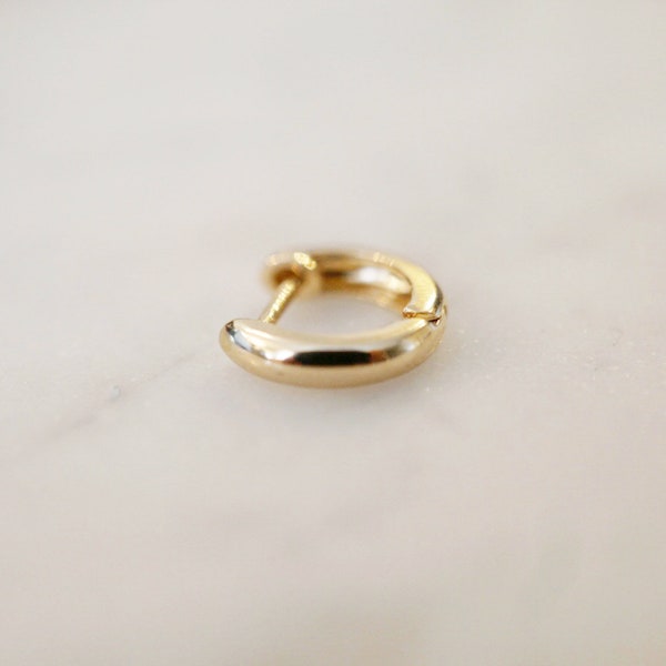 14K Solid Gold Hoop Huggies Earrings Straight Post, 10 mm diameter #D