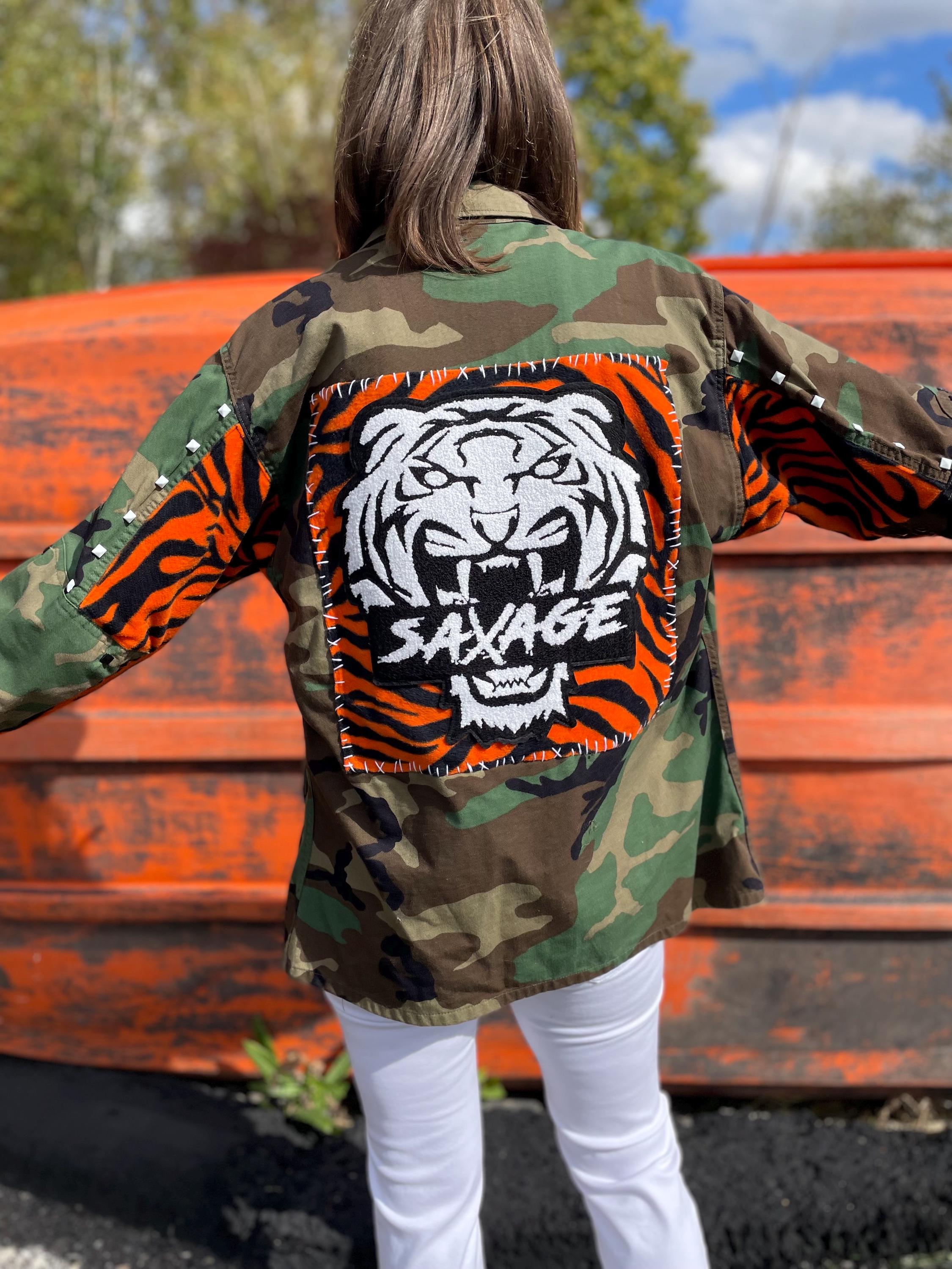 90s US.ARMY T-pattern ミリタリージャケット　珍品　アメリカ Reworked Camo Army Jacket: Orange Savage Tiger Studs - 90s M45 USA